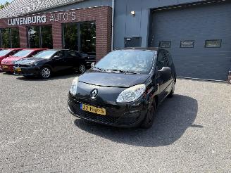 skadebil auto Renault Twingo 1.2 Authentique (Hatchback 3-dr.) 2008/12