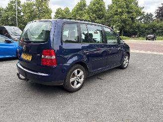 Volkswagen Touran 1.6-16V FSI Business (MPV 5-dr.) picture 29