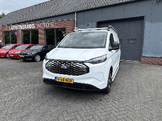 skadebil bedrijf Ford Transit Custom 320 L2H1 Trend 65 kWh 2 SCHUIFDEUREN IMPERIAAL 2025/12