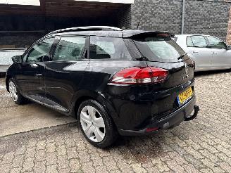 Vaurioauto  passenger cars Renault Clio 1.5 dCi ECO Dynamique 2015/7