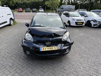 Toyota Aygo 1.0-12V  AIRCO (Hatchback 5-dr.) picture 15