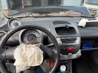Toyota Aygo 1.0-12V  AIRCO (Hatchback 5-dr.) picture 11