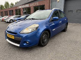 Vaurioauto  passenger cars Renault Clio 1.2 TCE Sélection Business 2009/10