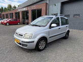 Vaurioauto  passenger cars Fiat Panda 1.2 Edizione Cool (Hatchback 5-dr.) 2011/2