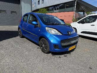 Peugeot 107 1.0-12V XS (Hatchback 5-dr.) picture 7