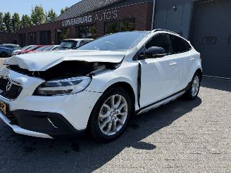 škoda osobní automobily Volvo V-40 Cross Country - 1.5 T3 AUTOMAAT  Polar+ Luxury 2019/7