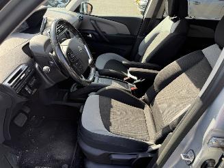 Citroën C4-picasso 1.6 e-THP Intensive AUTOMAAT  (MPV 5-dr.) picture 18
