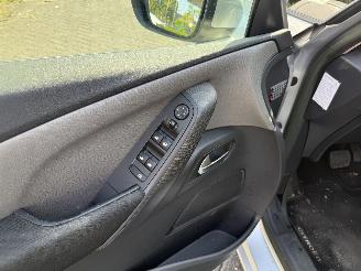 Citroën C4-picasso 1.6 e-THP Intensive AUTOMAAT  (MPV 5-dr.) picture 17