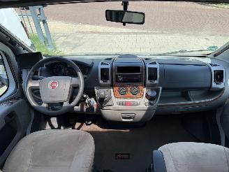 Hymer  T 614 CL HALF INTERGRAAL AIRCO picture 35