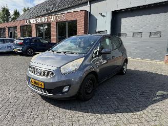 Unfallwagen Kia Venga 1.6 CVVT Comfort Pack  AUTOMAAT  (MPV 5-dr.) 2010/9
