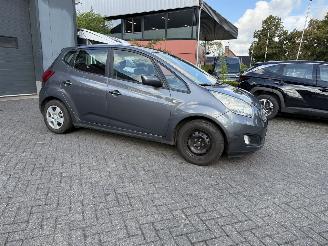Kia Venga 1.6 CVVT Comfort Pack  AUTOMAAT  (MPV 5-dr.) picture 24