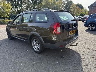 Dacia Logan 0.9 TCe Stepway (MPV 5-dr.) picture 3