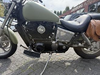 Honda VT 1100 C  Shadow picture 14