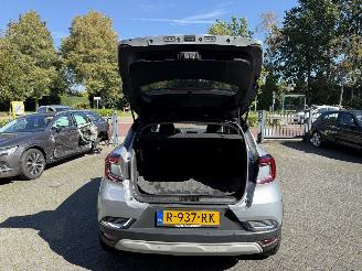 Renault Captur 1.6 E-Tech Hybrid 145 Intens picture 17