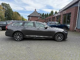 Volvo V-90 2.0 B4 Inscription PANORAMADAK  (Stationwagen 5-dr.) picture 2