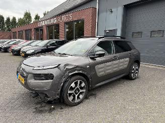 Damaged car Citroën C4 cactus 1.2 PureTech One-Tone (SUV 5-dr.) 2018/1