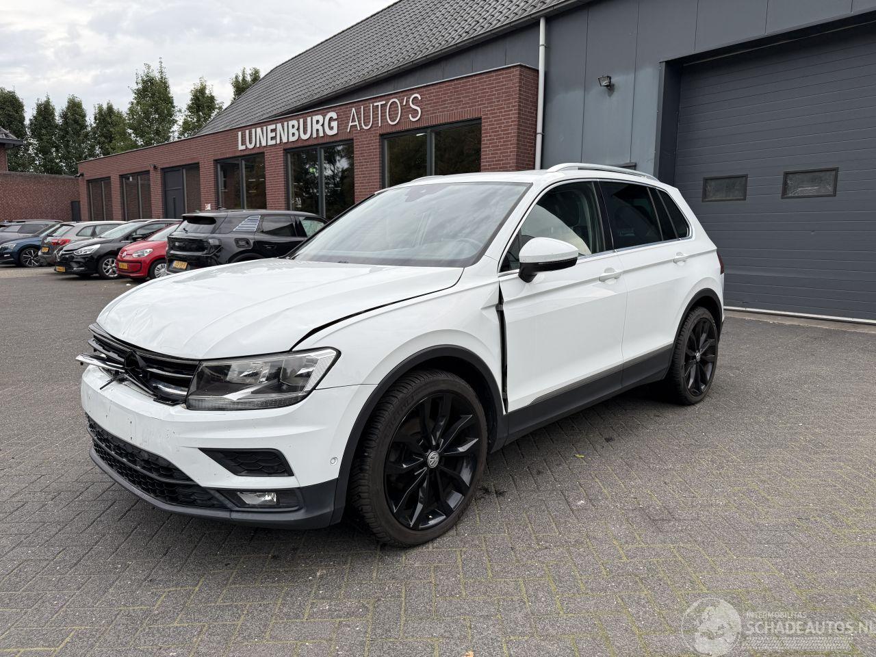 Volkswagen Tiguan 1.4 TSI  PANORAMADAK Connected Series