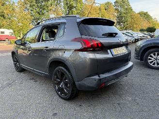 Peugeot 2008 1.2 PureTech Allure (SUV 5-dr.) picture 3