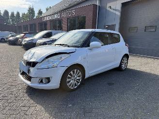 skadebil auto Suzuki Swift 1.2 Exclusive EASSS (Hatchback 3-dr.) 2013/4