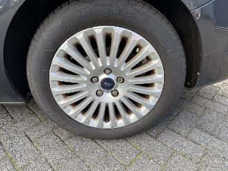 Ford Focus 1.8 Limited (Stationwagen 5-dr.) picture 11