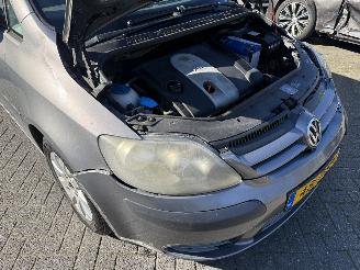 Volkswagen Golf 1.6 FSI Comfortline  AUTOMAAT (MPV 5-dr.) picture 12