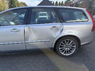Volvo V-50 2.0 Sport (Stationwagen 5-dr.) picture 12