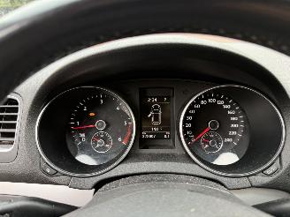 Volkswagen Golf 1.6 TDI Highline BlueMotion picture 4