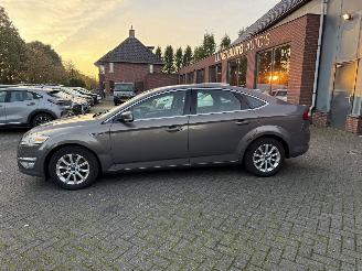 Ford Mondeo 1.6 EcoBoost Titanium (Hatchback 5-dr.) picture 2