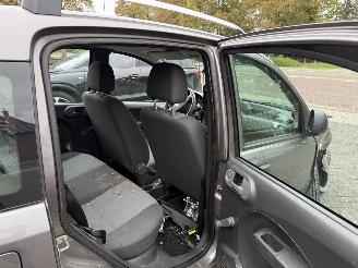 Fiat Panda 1.2 Classic  AIRCO (Hatchback 5-dr.) picture 11