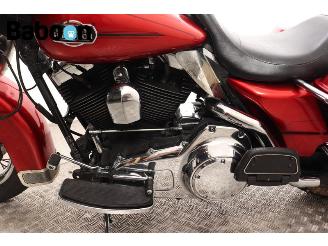 Harley-Davidson  FLHTCU Ultra Glide Classic picture 17