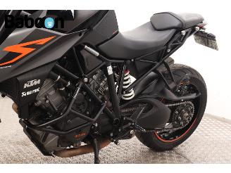 KTM 1290 Super Duke R ABS picture 21