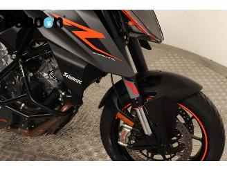 KTM 1290 Super Duke R ABS picture 13