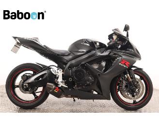 krockskadad bil motor Suzuki  GSX-R 750 2007/4