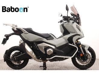Honda  X-ADV picture 1