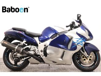 krockskadad bil motor Suzuki  GSX-R 1300 Hayabusa 2000/2