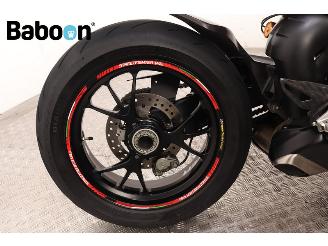 Ducati Streetfighter V4 S picture 16