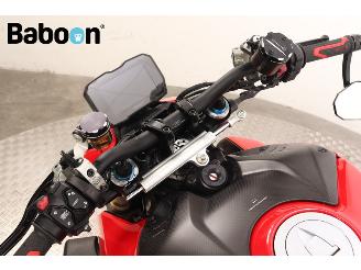 Ducati Streetfighter V4 S picture 25