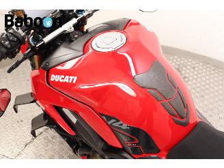Ducati Streetfighter V4 S picture 24
