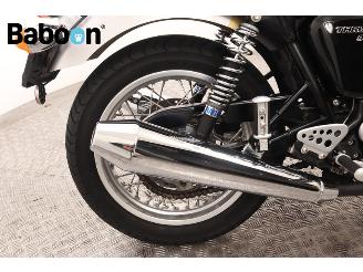Triumph Thruxton 900  picture 13