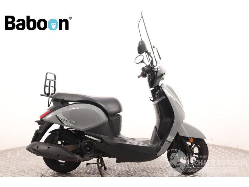 Sym  Mio 50i 25KM