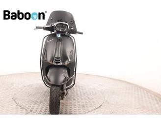 Vespa  Sprint Notte 45KM picture 3