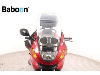 Honda NT 650 V Deauville picture 13