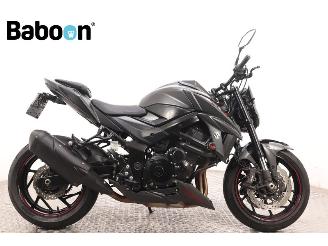krockskadad bil motor Suzuki  GSX-S 750 ABS 2017/8