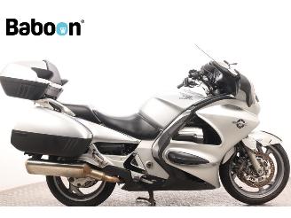 krockskadad bil motor Honda ST 1300 Pan European ABS 2007/12