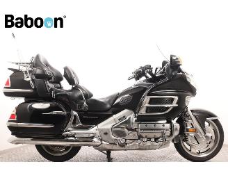 krockskadad bil motor Honda GL 1800 Goldwing ABS 2001/6
