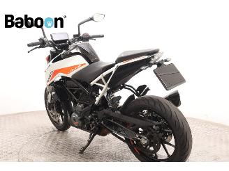 KTM 390 Duke ABS picture 6