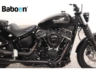 Harley-Davidson  FXBB Softail Street Bob picture 11