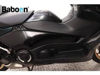 Yamaha  T-MAX 560 Tech Max ABS picture 13