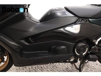 Yamaha  T-MAX 560 Tech Max ABS picture 16
