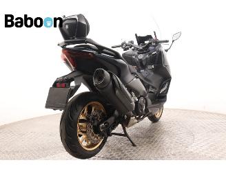 Yamaha  T-MAX 560 Tech Max ABS picture 8